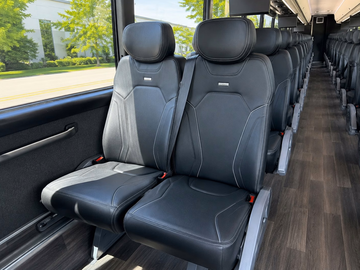shuttle your guests between wilkes barre hotels and wedding venues without the headache